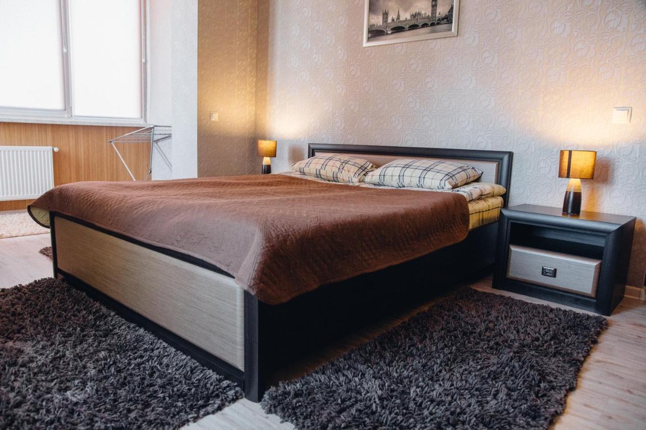 Apartment On Shashkevicha 16 *