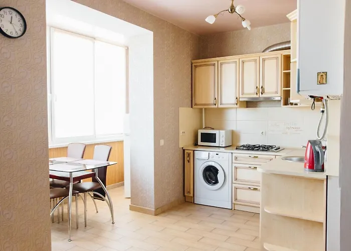 Apartment On Shashkevicha 16
